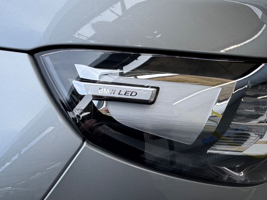 Image of BMW iX1