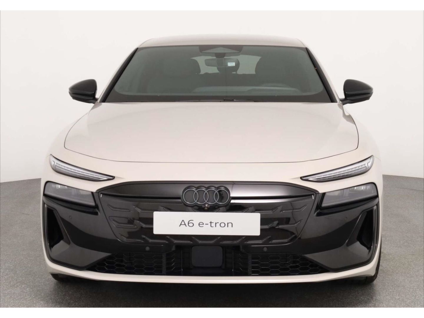 Audi A6 e-tron Avant S line business imagem 3