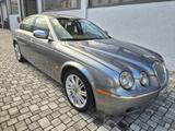 Jaguar S-Type 2.7 diesel V6 Executive- cambio au - silberne Jaguar S-Type