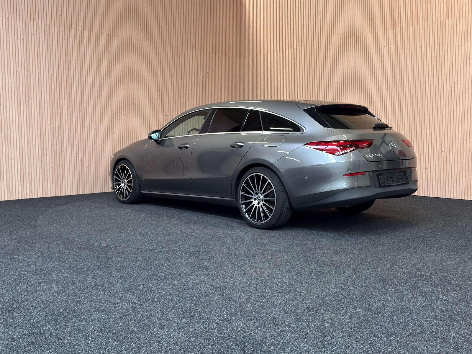 Mercedes-Benz CLA 180 Automaat Shooting brake Led, миниатюра 3