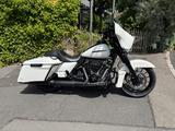 Harley-Davidson Street Glide Special 5HD1 Bonneville Salt Denim - gebrauchte Motorräder in Kassel