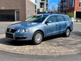 Volkswagen Passat Variant |1.Hand|PDC|AHK|TÜV Neu - gebrauchte VW Passat Variant aus dem Jahr 2009