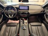 BMW 530dxD/HUD/Laser/P+DrivAsPro/360°/St&Go/StandHz - BMW 530: 530d