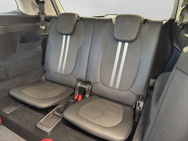 Fahrzeugabbildung BMW 218i Gran Tourer Sport Line+7Sitze+LED+Navi+HiFi