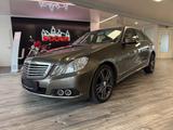 Mercedes-Benz E 350 CGI Limousine|MASSAGE|LEDER|SZH|NAVI|XENON - Mercedes-Benz E 350 mit Benzin-Antrieb: Limousine, mit Klimaanlage