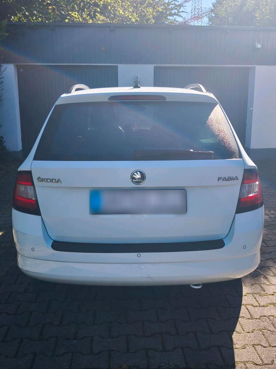 Skoda Fabia 2015 — photo 7