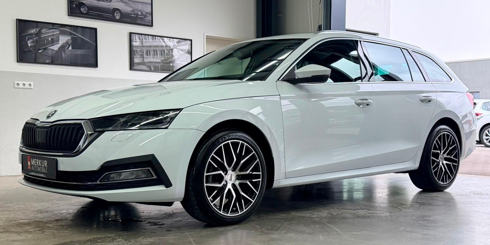 Skoda Octavia Combi 2.0 TDI DSG Style+AHK+ACC+Pano+Nav