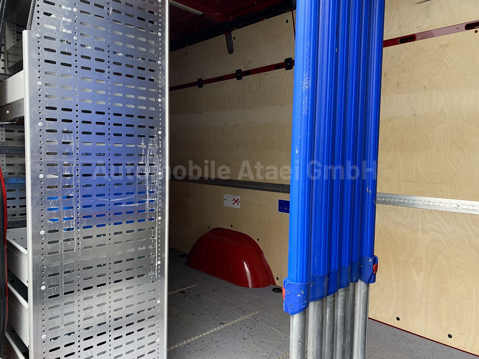 Fahrzeugabbildung Mercedes-Benz Sprinter 316 *Werkstatt+Dachträger* (6283)