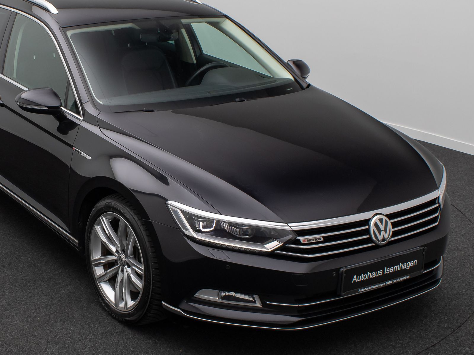 Fahrzeugabbildung Volkswagen Passat Variant 2.0 Highline PDC Massage AHK 18"