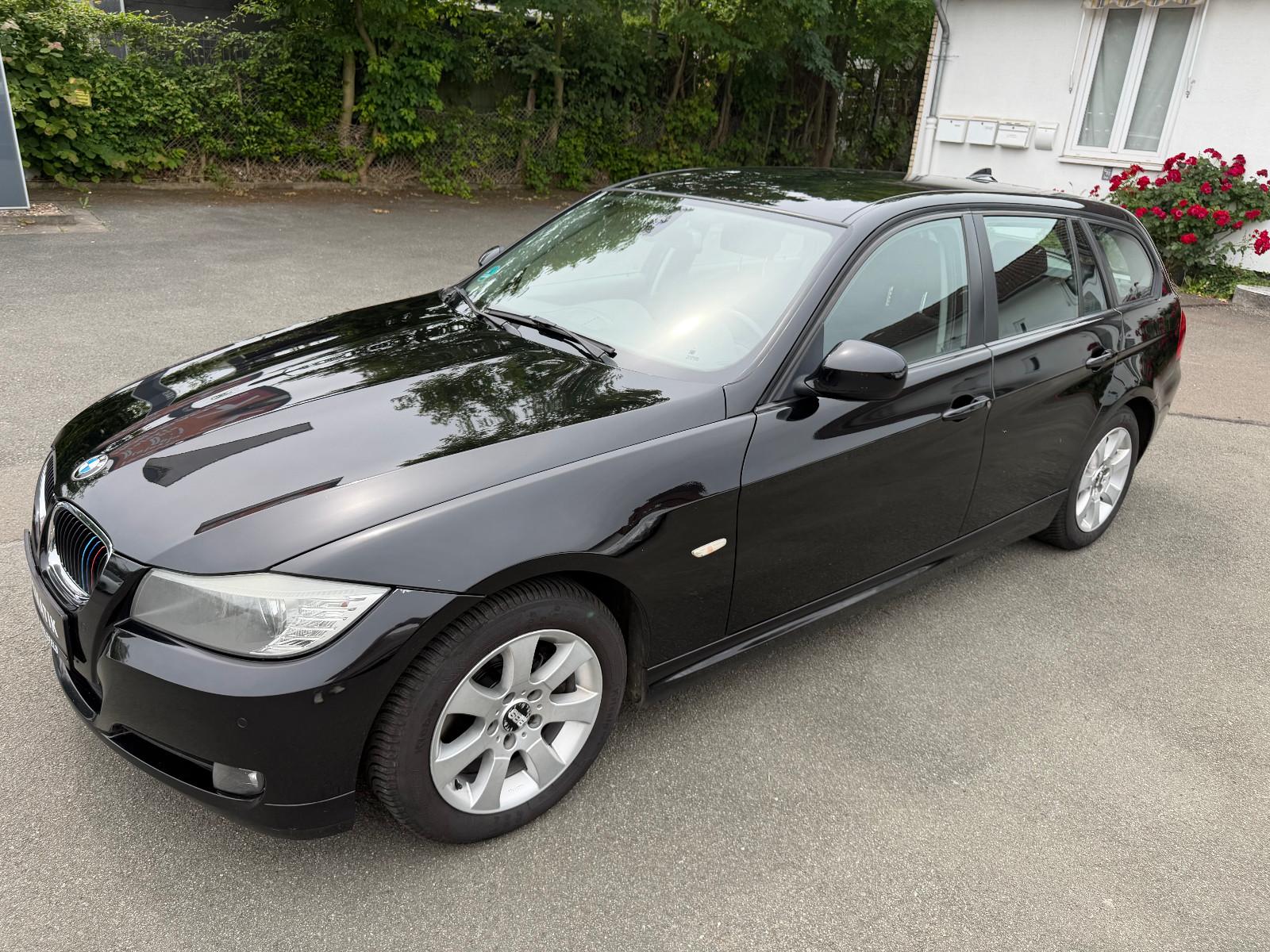BMW 318d Touring | SHZ | MFL | NAVI | GARANTIE |