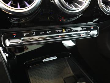 صورة مصغرة 14 لـ 2021 Mercedes-BENZ A 220