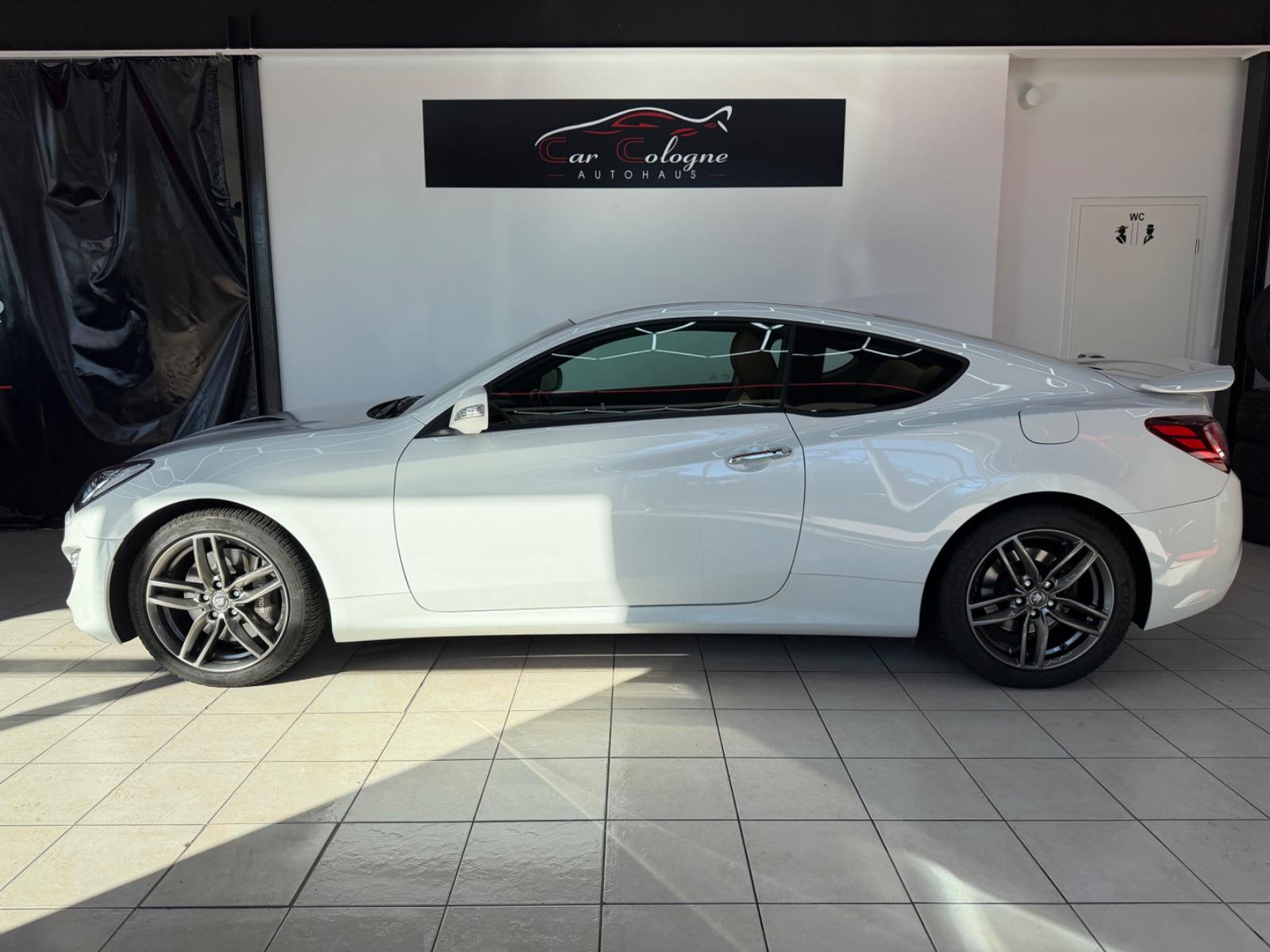 Hyundai Genesis Coupé 3.8 V6 GDI 347 ch BVA / Cuir Cognac / Xénon / Keyless / Sièges chauffants
