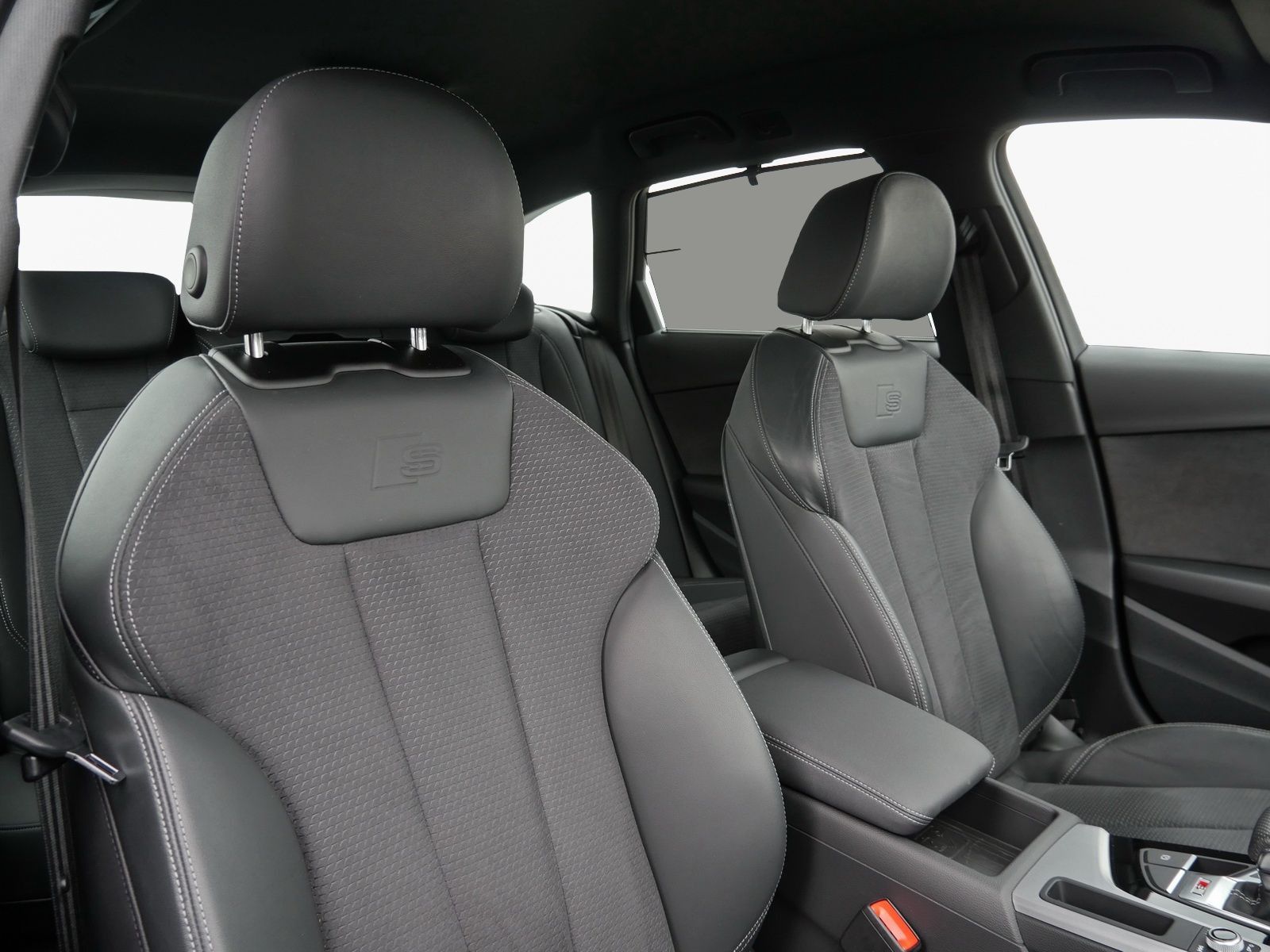 Audi S4 - Bild 10