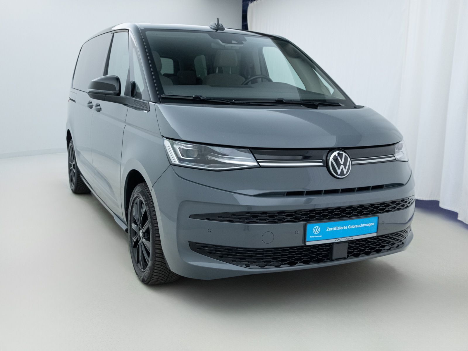 Volkswagen T7 Multivan 2.0 TSI Edition DSG PANO NAV LED ACC foto 4