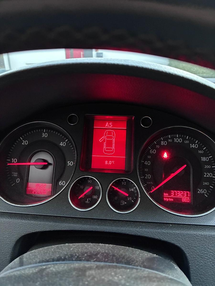 Volkswagen Passat 2006 — photo 7