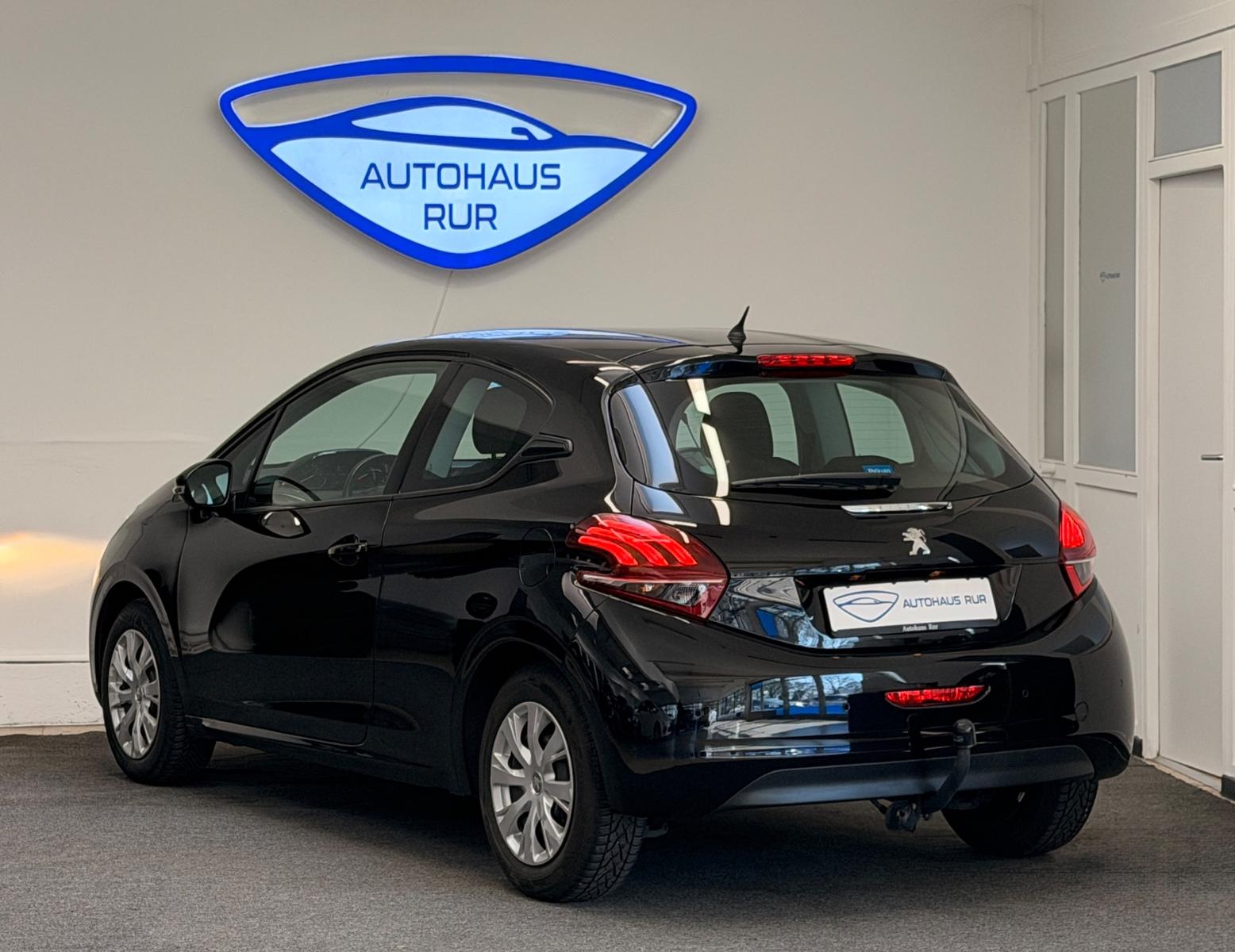 Peugeot 208 Active/SHZ/PDC/TOUCHSCREEN/INSPEKTION NEU