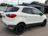 Ford EcoSport Titanium - Ford EcoSport: Van