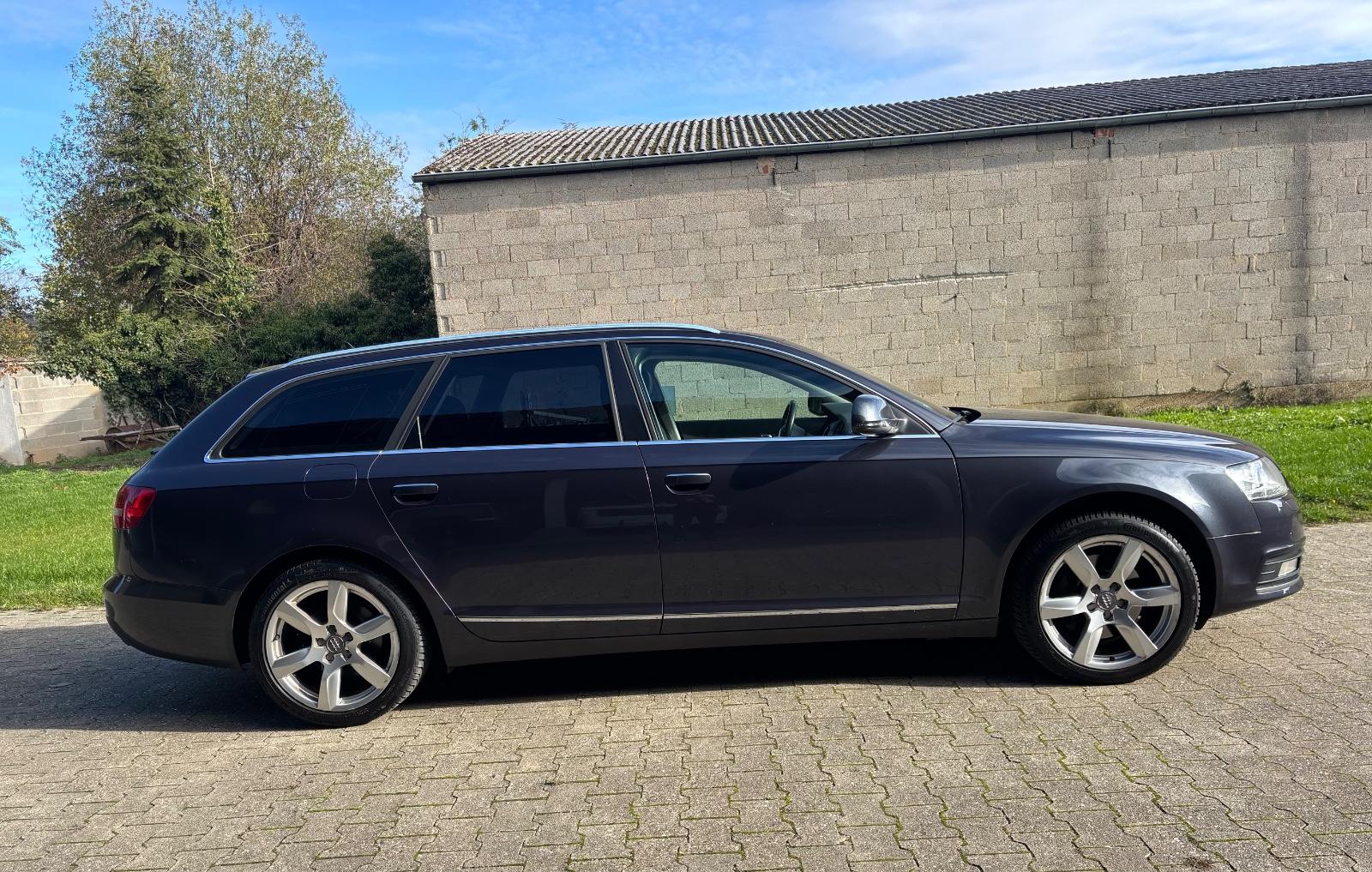 Audi Quattro 2010 — photo 5