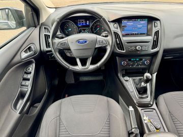 Ford Focus - 11