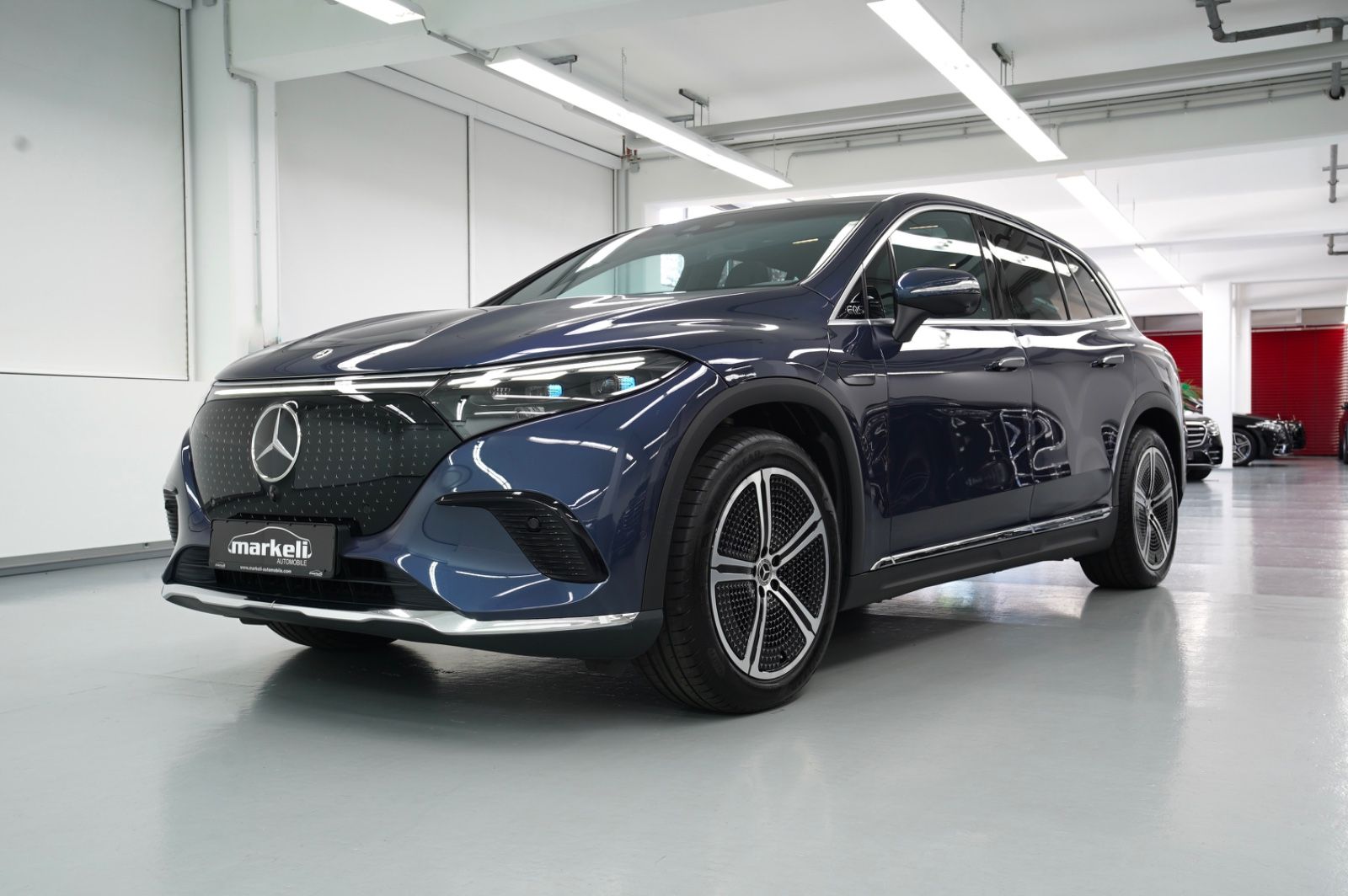 MERCEDES-BENZ EQS SUV 500 4Matic/ALLRAD ! MODELL 2026 ! .