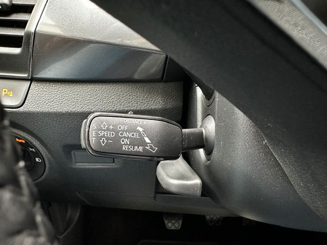 Fabia Combi Clever Best of LED;ACC;NAV,PDC;PANO