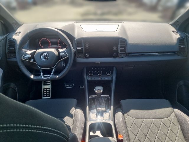 Fahrzeugabbildung SKODA Karoq 2.0 TDI DSG 4x4 Sportline AHK NAVI LED-MAT