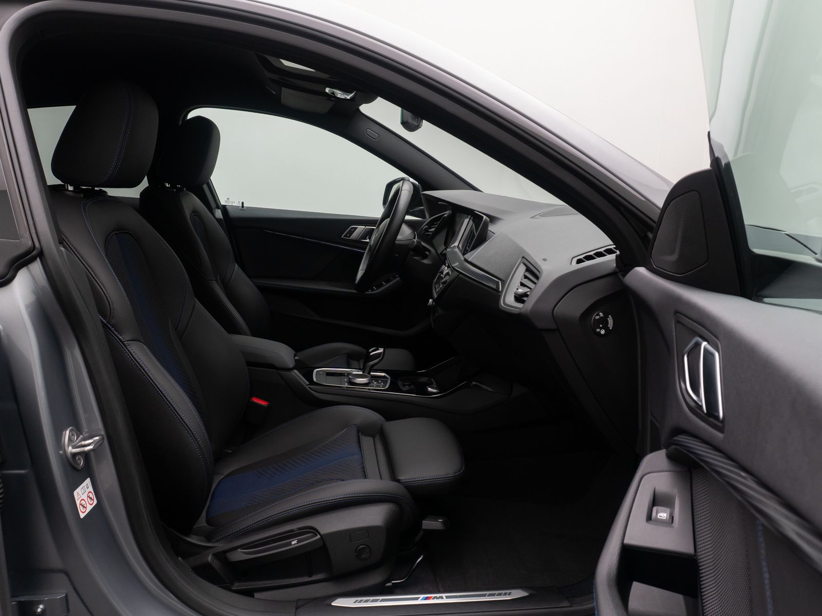 Fahrzeugabbildung BMW 218i Gran Coupé M Sport Kamera DAB HiFi 19Zoll