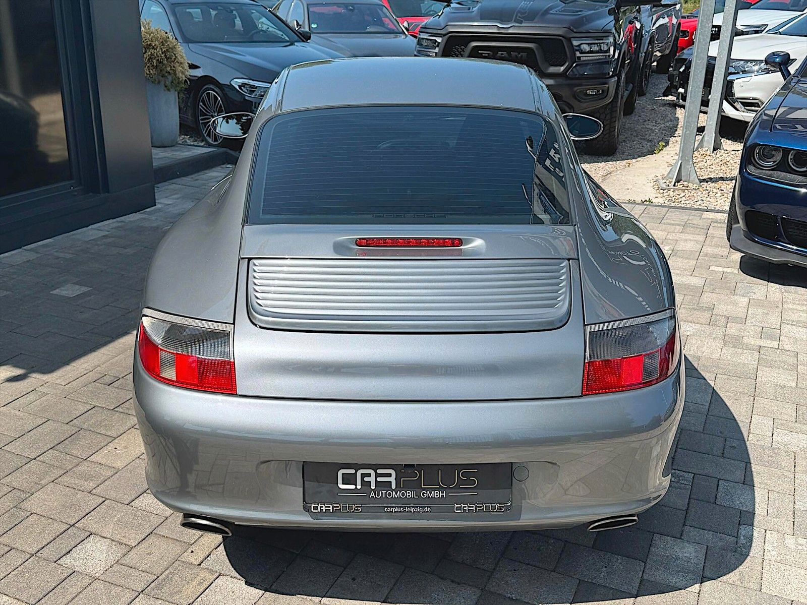 Fahrzeugabbildung Porsche 911 996.2 Carrera Coupé Automatik *Bi-Xenon*