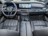 BMW 740d xDrive M Sport TV HUD PANO ACC 360°KAM RFK  - BMW 740 in Düsseldorf