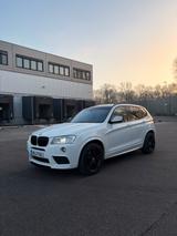 BMW X3 xDrive20d M Sport | Panorama | Navi Prof  - BMW X3 aus 2012: M Sport