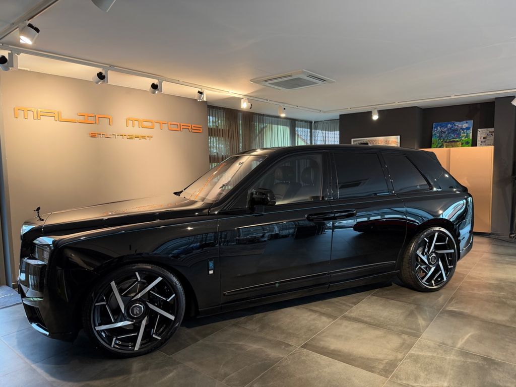Image of Rolls-Royce Cullinan