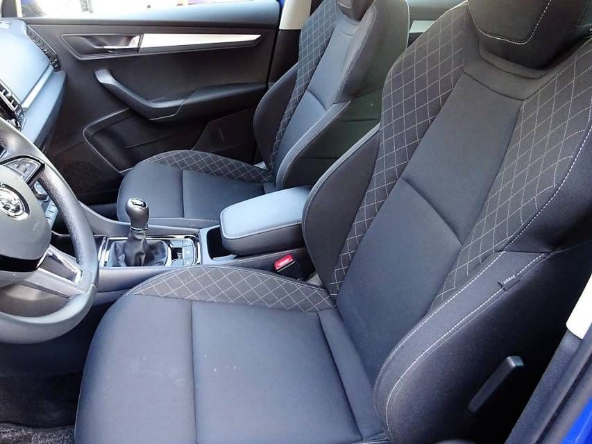 Fahrzeugabbildung SKODA Karoq  1,5 TSI  ACT  Ambition
