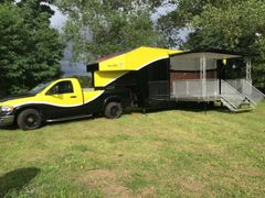 Andere Dodge RAM 2500 Promotions Show Sattelauflieger