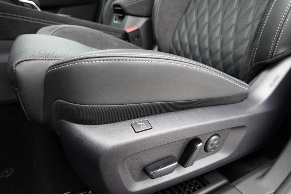 Nissan Qashqai TEKNA+ (plus) ALLRAD BOSE/Panodach/Leder