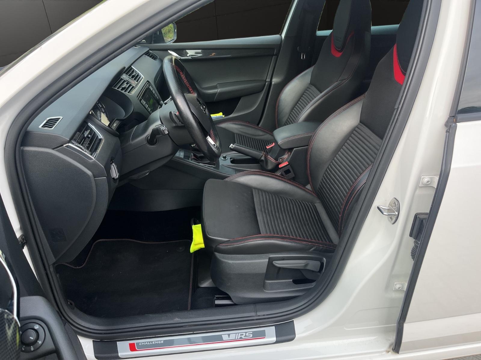 Skoda Octavia Combi RS