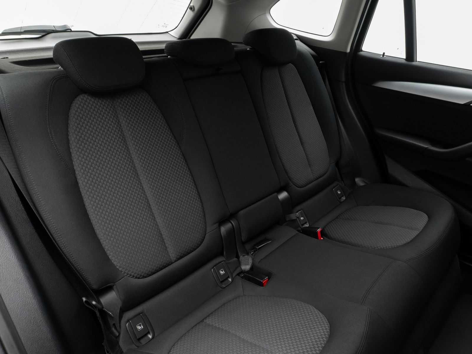 Fahrzeugabbildung BMW X1 xD25e Parkassist DAB Lordos Geschwindigkeitsr
