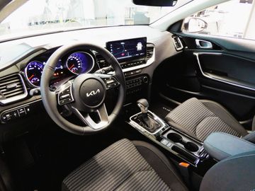 Kia Ceed 1.5 T-GDI (48V Mild-Hybrid) DCT7 Ultimate E
