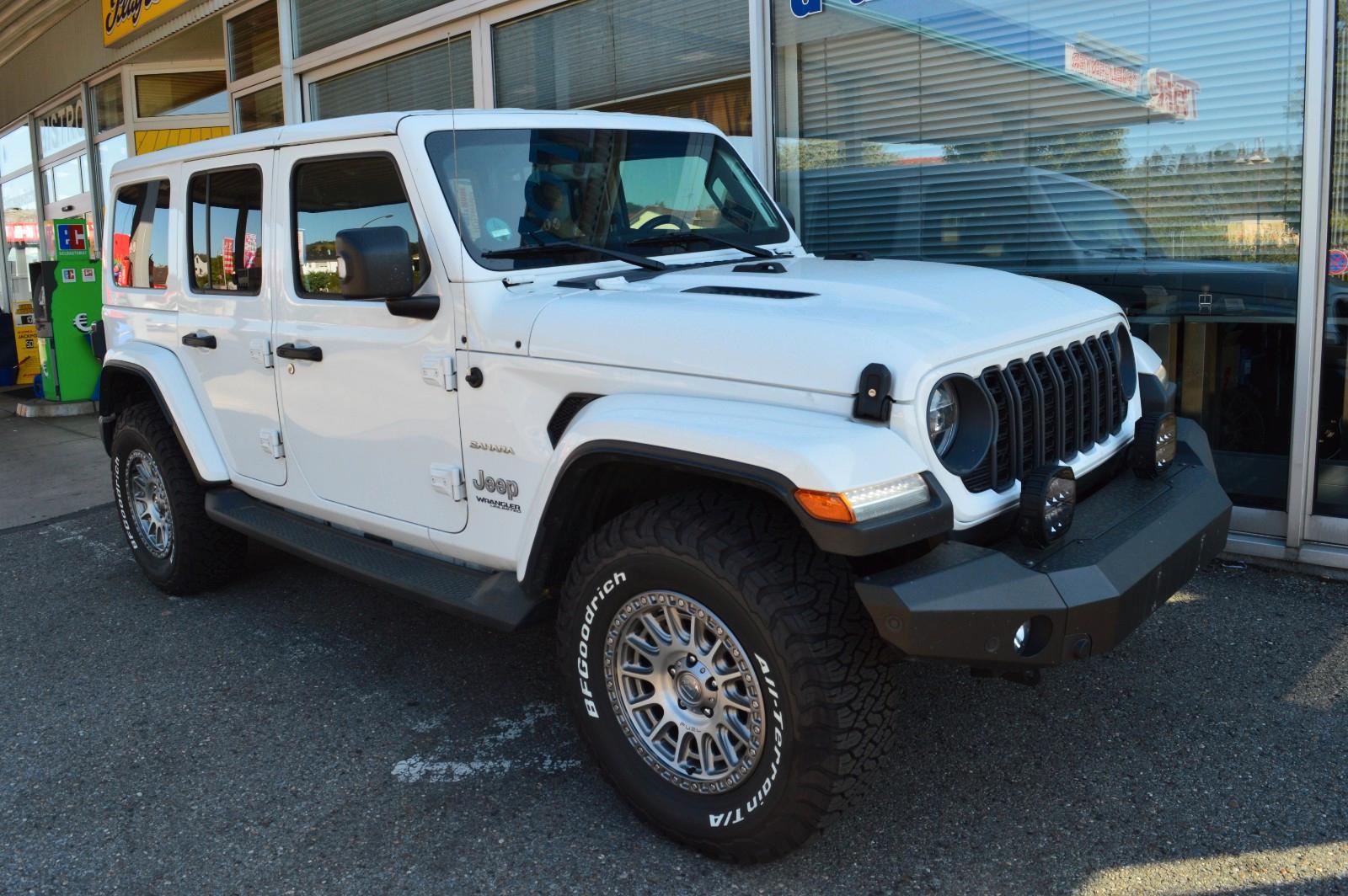 Jeep Wrangler / Wrangler Unlimited Sahara
