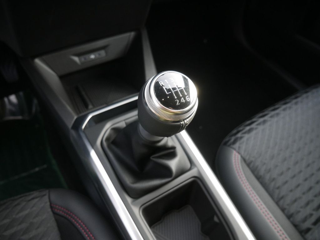 Fahrzeugabbildung Renault Clio Techno TCe 115
