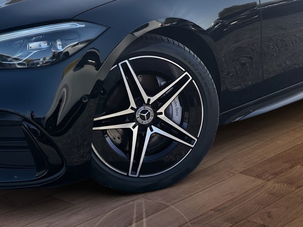 Fahrzeugabbildung Mercedes-Benz C 300 d T AMG+NIGHT+LED+CARPL+TOTWINK+KAMERA+