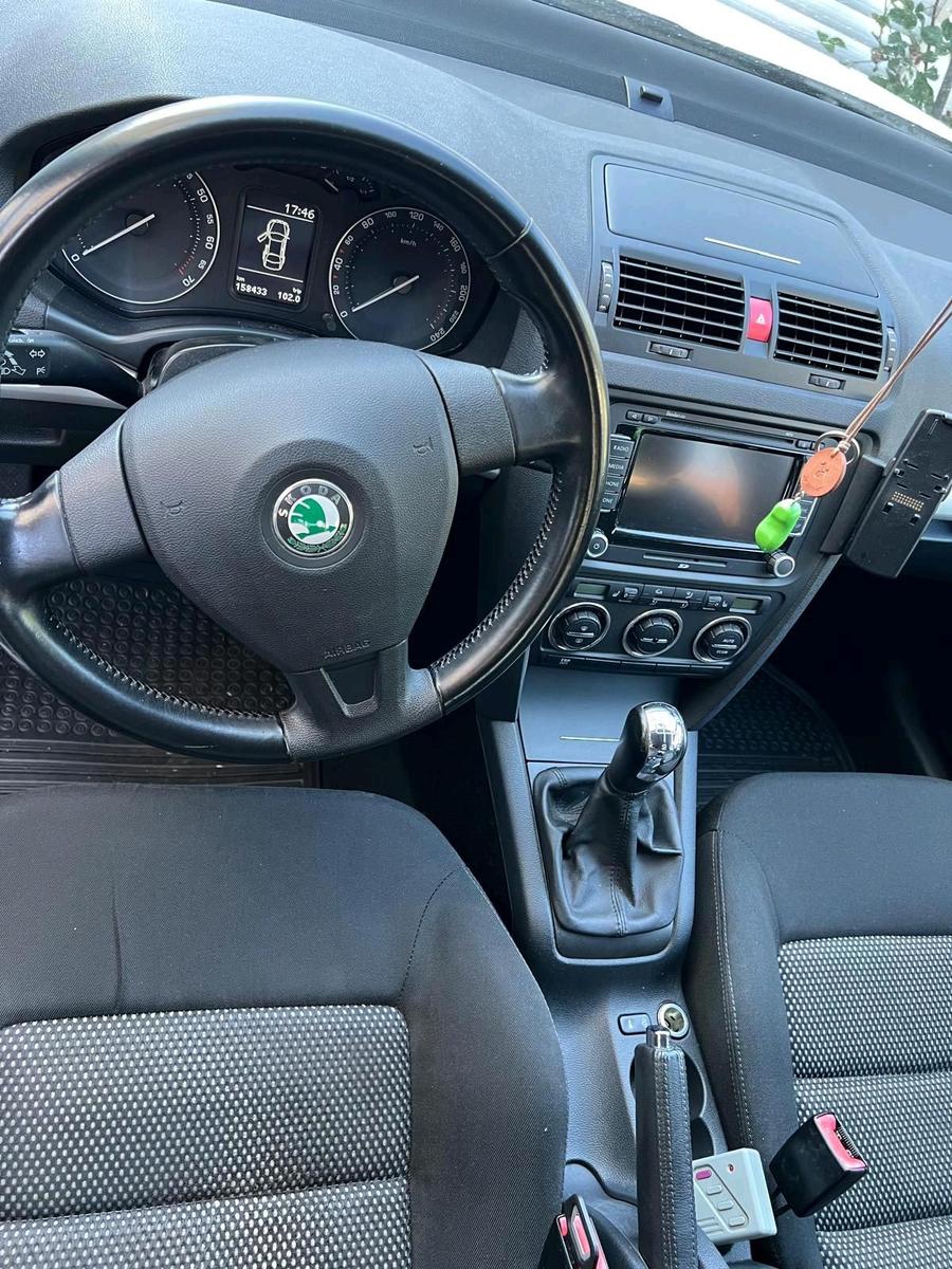 Skoda Octavia 2008 — photo 8