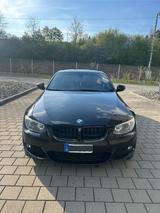 BMW 335i Cabrio - - BMW 335 aus 2011: Cabrio, 335i