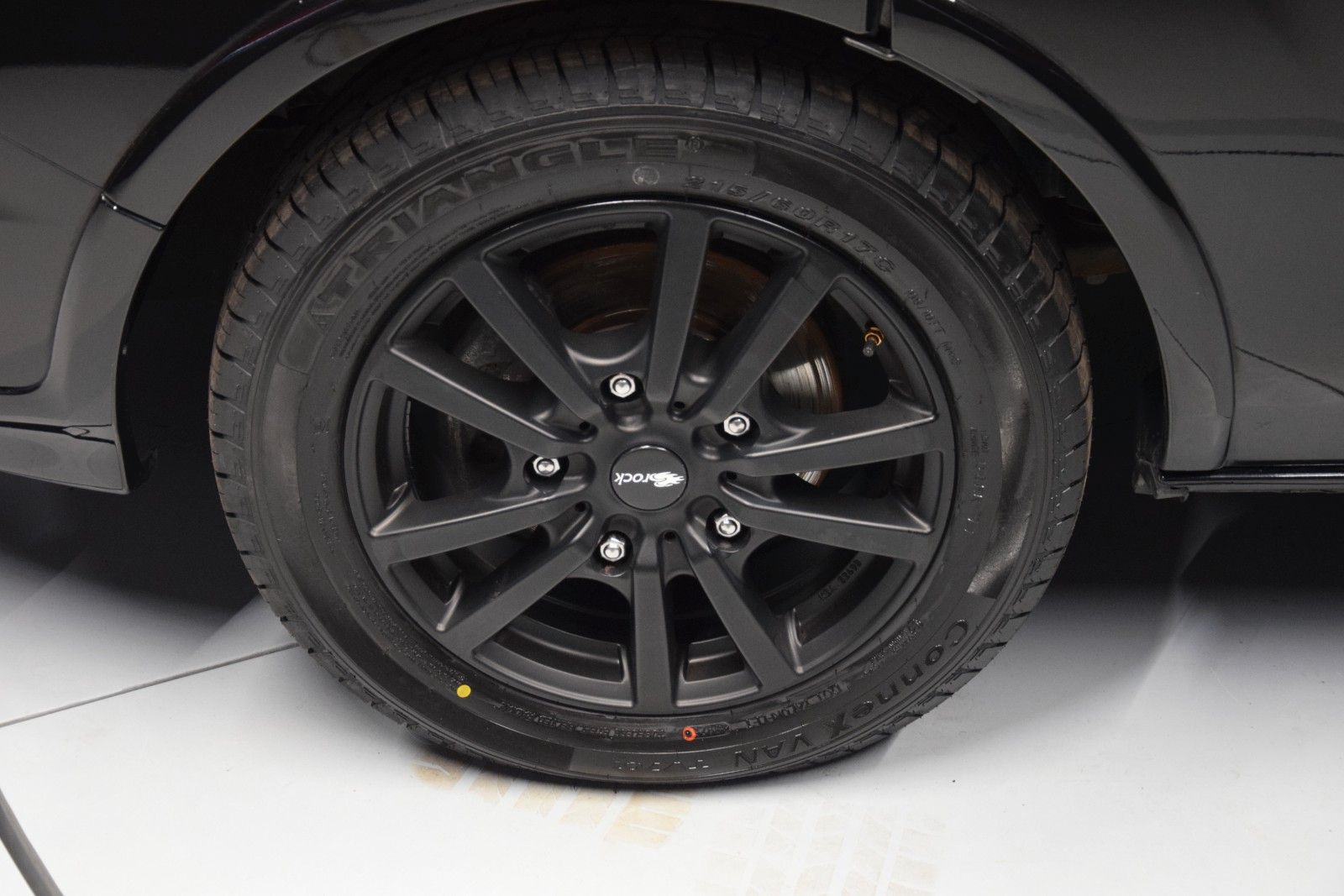 Fahrzeugabbildung Ford Custom 320 L1 Leder Navi Autom. Kamera