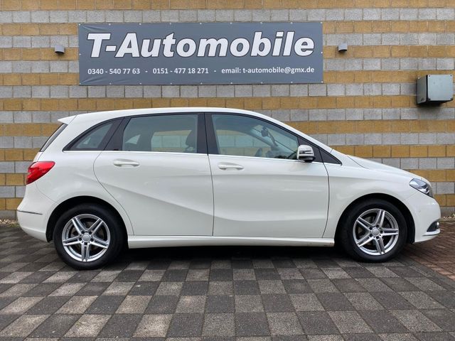 Mercedes-Benz B 180 CDI Automatik Sitzhzg Tempomat Navi PDC