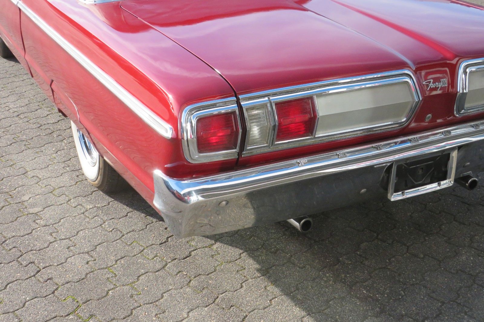 Fahrzeugabbildung Plymouth Fury III Cabriolet HYDR.-VERDECK SERVO