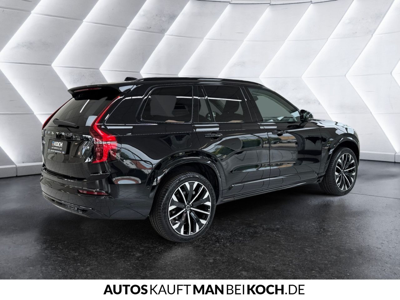 Volvo XC90 T8 AWD Plus Dark HUD 360° BLIS ACC H&K uvm foto 5