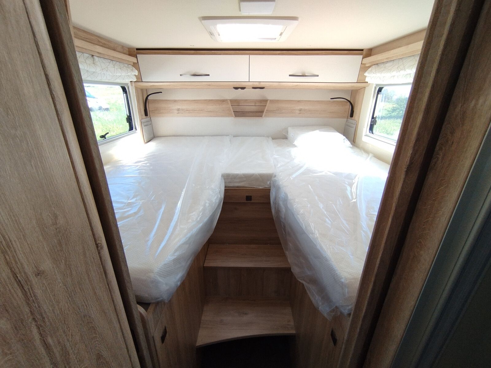 Fahrzeugabbildung Eura Mobil Profila RS PRS 720 EB 180PS Autom., Mondial Plus