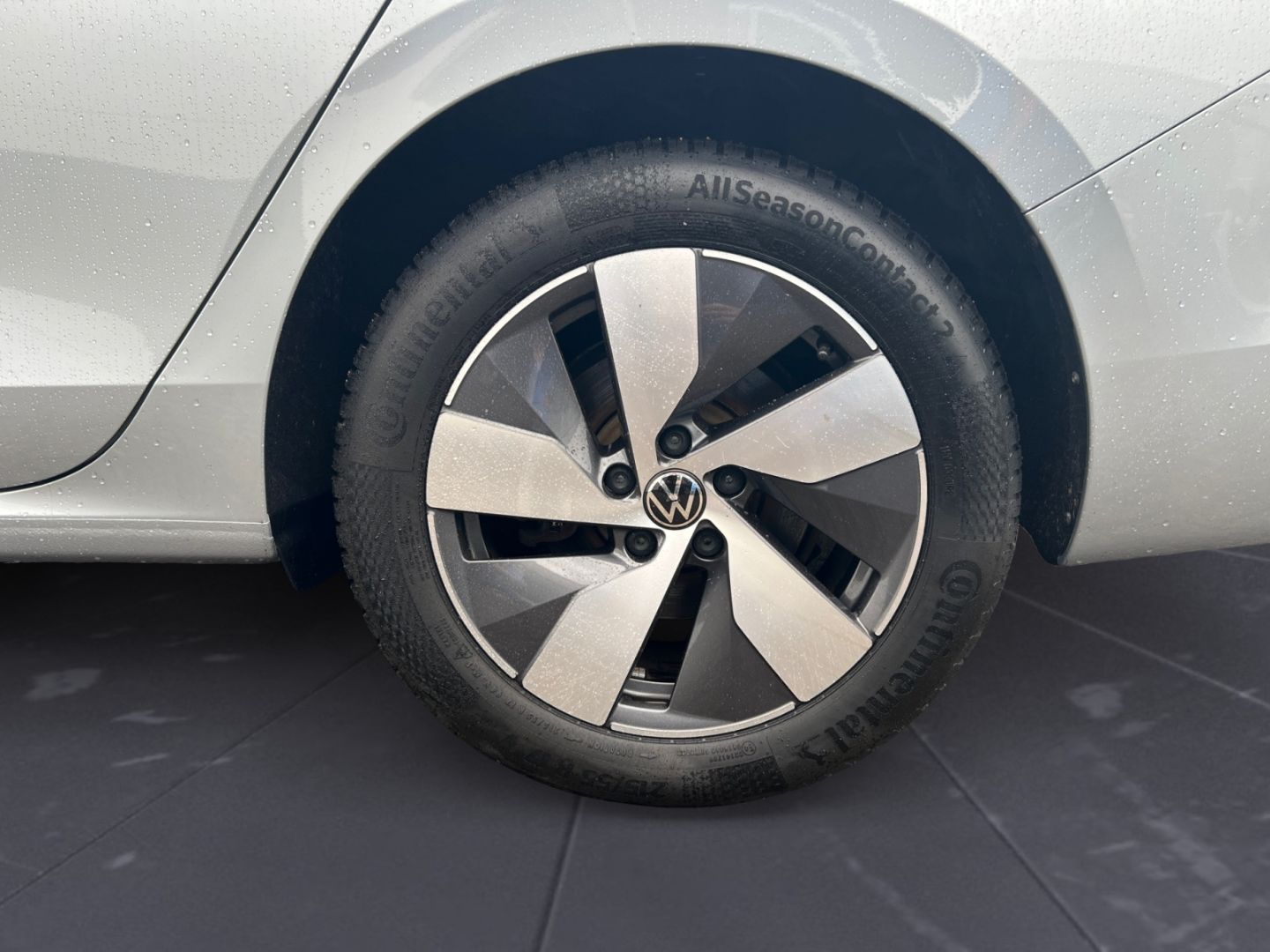 Volkswagen Passat 1.5 eTSI DSG Business LED NAVI KAMERA AHK foto 14