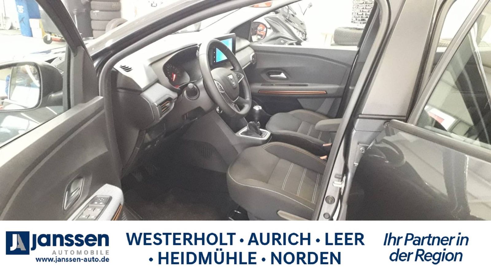 Fahrzeugabbildung Dacia Sandero Stepway TCe90 Expression