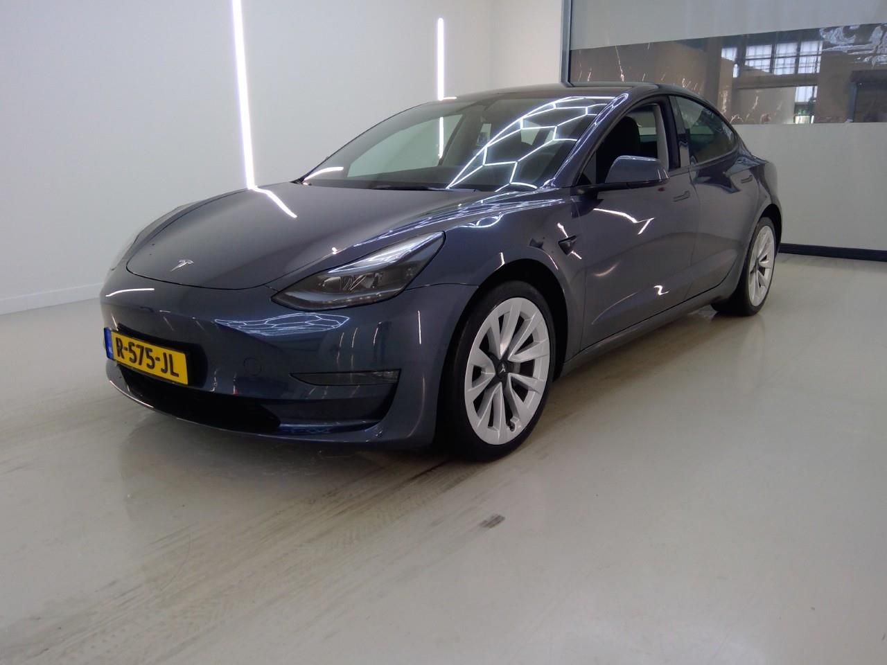 Tesla Model 3 Long-Range AWD 351pk 75 kWh 93,6% SoH UP